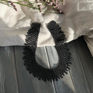 Black Beaded Necklace Handmade Elegant Statement Piece for Women – Adjustable Size with Quality Materials – Perfect for Weddings or Events