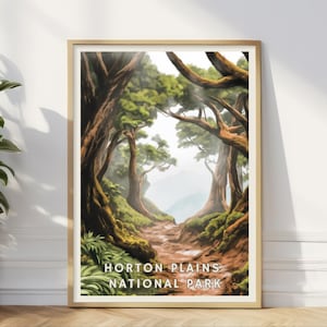 Horton Plains Nationalpark Poster, Sri Lanka Wald Kunst, Misty Jungle Spur Print, Natur Wandern Dekor, Abenteuer Reise Wand Kunst Geschenk