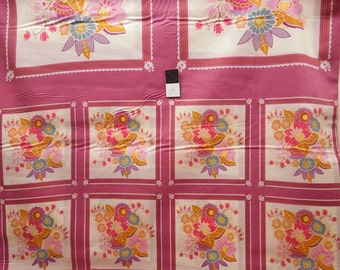 Anna Maria Horner VAH08 Little Folks VOILE Square Dance Berry Cotton Fabric 1 Panel