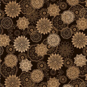Könnte beinhalten: Ein nahtloses Muster mit komplizierten, goldfarbenen Mandala-Designs auf schwarzem Hintergrund. Die Mandalas sind in verschiedenen Größen und Formen gehalten und erzeugen ein optisch ansprechendes und komplexes Muster.