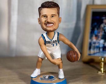 ルカ・ドンチッチ マーベリックス NBA ボブルヘッド 18 cm クリスマス