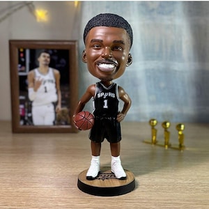Victor Wembanyama &quot;Wemby&quot; San Antonio Spurs NBA Bobblehead – Shakeable Head, Premium Resin Figure, Basketball Gift for Fans