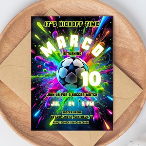 Invito per festa di calcio l Invito di compleanno personalizzato per calcio / Scheda di calcio per bambini fai da te / Modello sportivo modificabile / Download immediato di Canva
