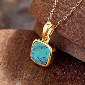 Solitaire Turquoise Necklace Gold Gemstone Pendant Gift Mom Birthday Gift Her Dainty Elegant Thin Chain Mother&#39;s Day Gift Girlfriend Women
