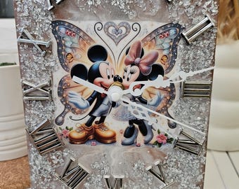 Epoxy Resin Mickey & Minnie Wall Clock – Disney Handmade Kids Room Decor – Unique Gift Idea Mickey and Minnie Mouse Clock, Kids Room Decor,