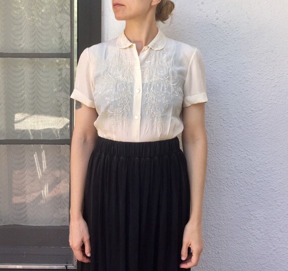 1940s 50s Ivory Silk Blouse.