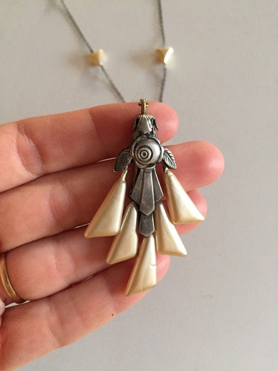 1920s Art Deco Lariat Necklace