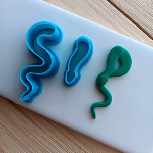 Double dripping snake - Polymer clay cutter tool - Halloween vibes