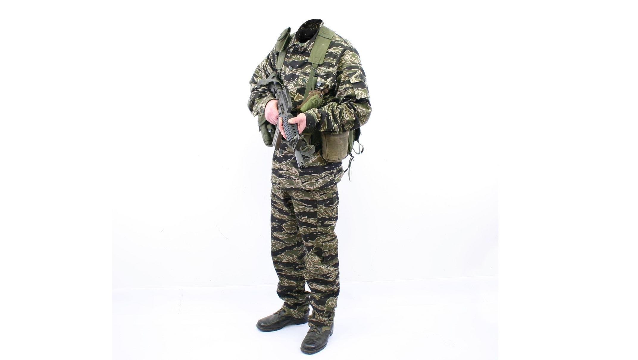1960s US ARMY vietnam tiger stripe ビンテージ Vintage 1960s Tiger Stripe Camo Jacket/Pants Set Size Small