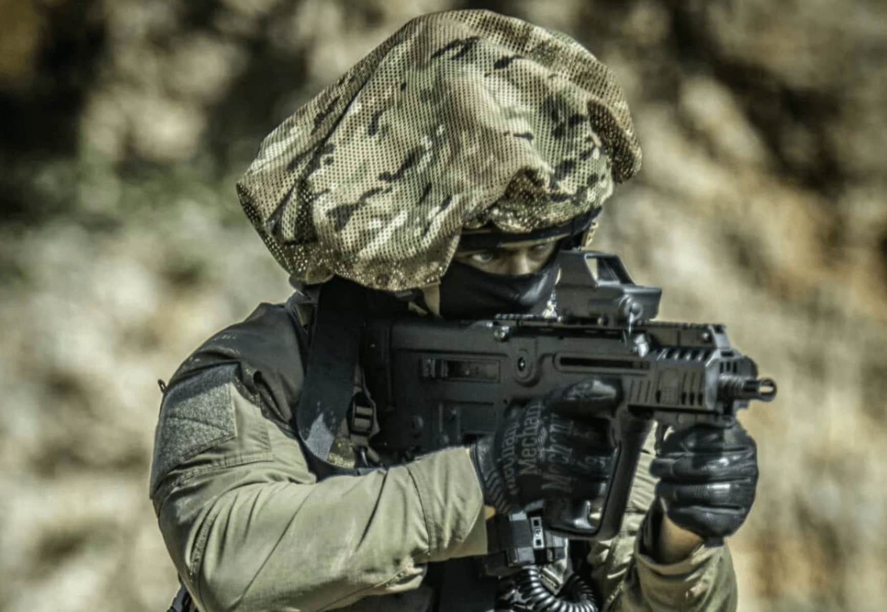 イスラエル軍 IDF ヘルメット 戦闘ベスト 実物 イスラエル軍 IDF 実物ヘルメット タクティカルベスト セット