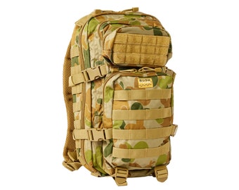 オーストラリア軍のバックパック Assault MOLLE 30L Pack Auscam。状態良好な余剰品。