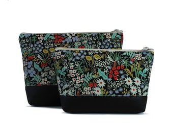 Modern print clutch, Floral pouch, organizing pouch, Zipper Pouch, Makeup Organizer, Cosmetic Bag, Vegan travel bag, Laminated Lining