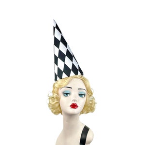 Sombrero de payaso grande, estampado de diamantes en blanco y negro, circo clásico, disfraz de Halloween, Perriot, vestuario teatral