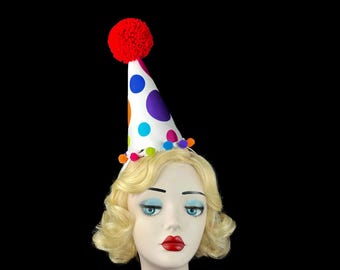 Clown Hut mit Bommelborte, Halloween Kostüm, Clowncore, Cosplay, Zirkus Kopfbedeckung, Karneval Kopfbedeckung