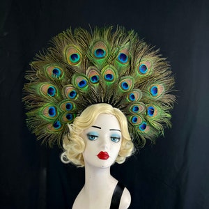 Diadema con corona de plumas de pavo real de color azul turquesa, tocado de corista, disfraz burlesco, ropa de festival, art déco, discoteca, Burning Man, Drag