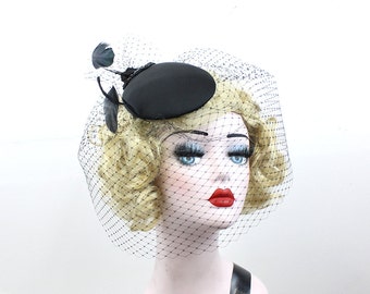 Black Cocktail Hat, Feather Fascinator, Black Birdcage Veil , As seen on Glee, 40's Noir, Offbeat Bridal Veil, Women's Hair Accessory