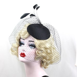 Black Birdcage Veil, Feather Fascinator, Cocktail Hat, Black Veil, Pin Up, Head Piece, 1940&#39;s Hat, Blusher Veil, Black Hat, Widows Veil
