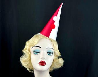 Halb weiß und rot Mini Clown Hut, Zirkus, Halloween Kostüm, verstellbares Stirnband, Theaterkostüm, Narr, ClownCore