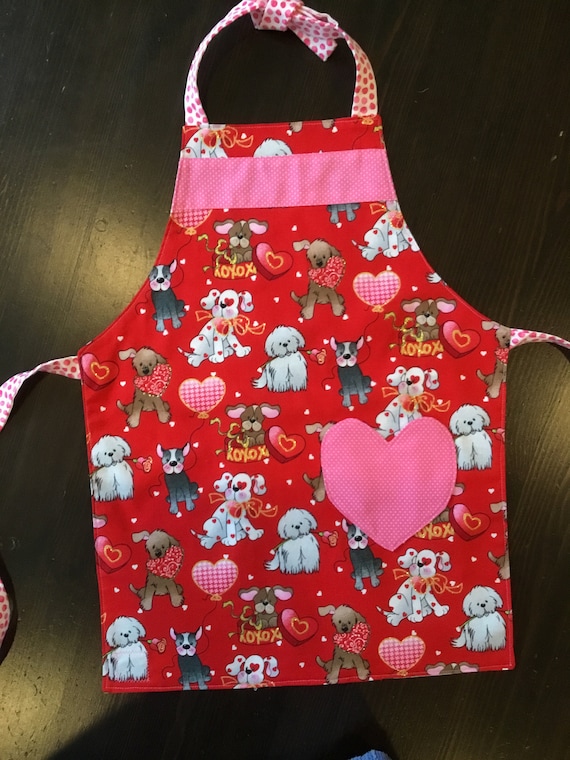 Child/'s Valentine Dogs apronpuppiesheartskids apron