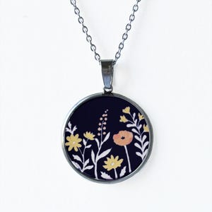 Wildflower necklace,  silver and gold flower pendant necklace for women, Mother&#39;s Day gift, friend gift, birthday gift