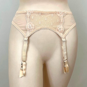 Retro Garter Belt