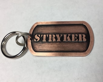 Placa de identificación para mascotas de estilo militar de EE. UU. con nombre grabado en relieve en níquel, latón o cobre. Placa personalizada y cortada a mano.