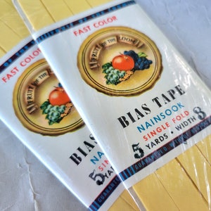 ONE Yellow Bias Tape Fruit of the Loom Nainsook Single Fold Fast Color Bias Tape Vintage 5 Yards 3/8 Inch Wide