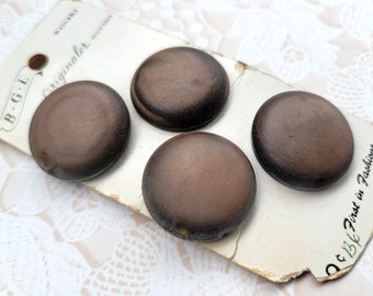 4 Brown Vintage Buttons 7/8 Inch 22mm