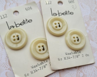 4 Cream Vintage Buttons 7/8 Inch 22mm La Petite Button Cards