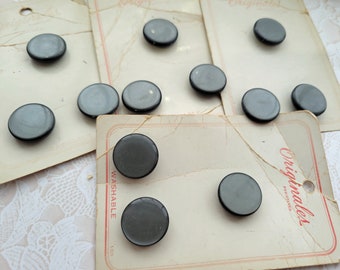 12 Gray Vintage Shank Buttons 11/16 Inch 18mm Originales Button Cards