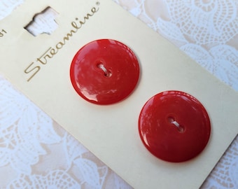 RED Vintage Buttons 23mm Streamline Button Card Set of 2