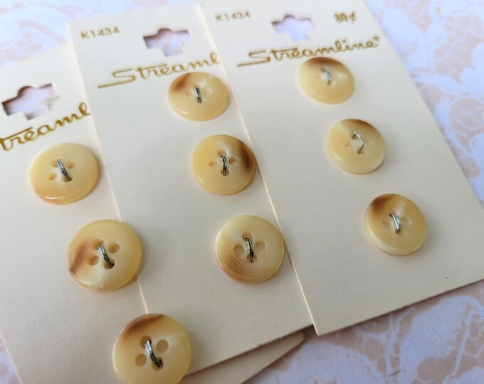 9 Beige Vintage Buttons 2 Tone Buttons 4 Hole 1/2 Inch 12mm Streamline ...
