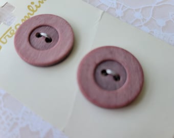 2 Wine Vintage Buttons 13/16 Inch 20mm Streamline Button Card