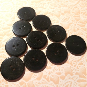 10 Shiny Black Buttons Flat Buttons Vintage Buttons 7/8 Inch 2 Hole Buttons