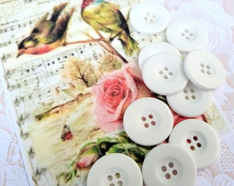 10 White Vintage Buttons 7/8 Inch 22mm 4 Hole Sew Thru Buttons