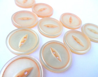 10 Light Peach Vintage Buttons Cat Eye/Fish Eye Buttons 7/8 Inch