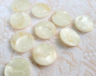 10 Creamy White Pearl Vintage Buttons 7/8 Inch Shank Buttons