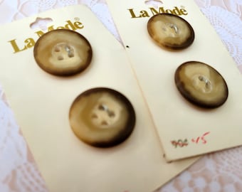 4 Tan/Brown Vintage 4 Hole Buttons 13/16 or 21mm La Mode Button Card