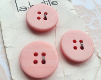 3 Pink Vintage 4 Hole Buttons 3/4 Inch 18mm La Petite Button Card