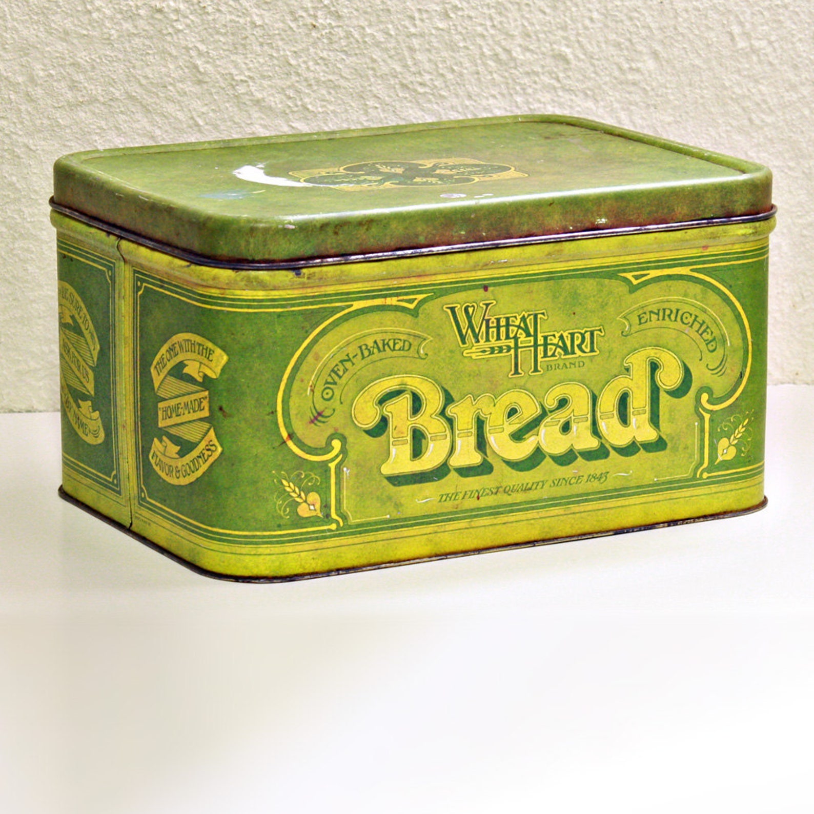 Vintage bread box bread tin WheatHeart green metal Etsy