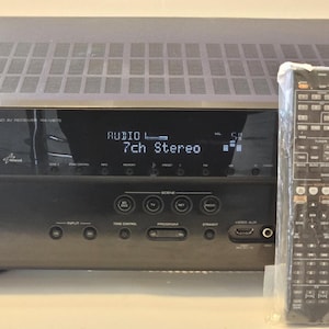 Yamaha Model RX-V675 AV Surround Sound Receiver HDMI