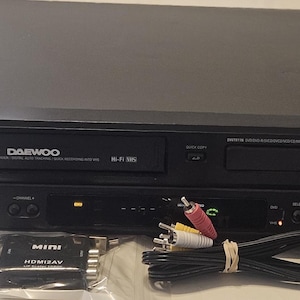 Daewoo DV6T811N DVD/VCR 6 Head Combo Recorder Hi-Fi Player