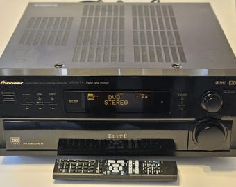 Gorgeous, Vintage 70 WPC Pioneer SX-939 Stereo Receiver in Custom