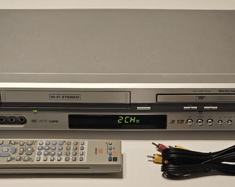 JVC HR-XVC27U Progressive Scan Dvd/Vcr Combo Player w/ HDMI Converter