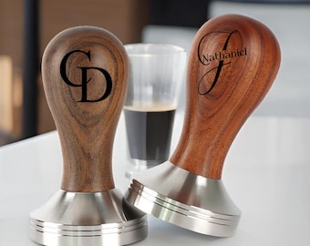 Prensador de espresso personalizado: acero inoxidable calibrado con mango de madera