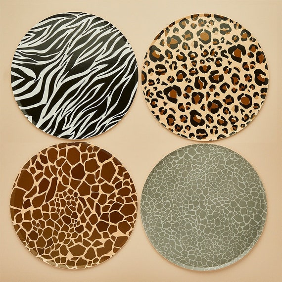 Vajilla animal print sale