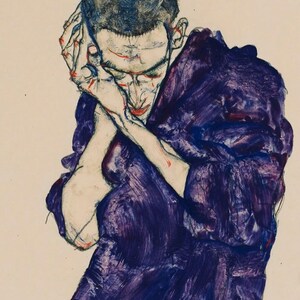 Könnte beinhalten: Ein ausdrucksstarkes Kunstwerk mit einer Figur in einem tiefvioletten Umhang, die Hände am Gesicht gefaltet. Das Gesicht ist mit roten Akzenten detailliert, und das Haar ist dunkelblau. Der Stil deutet auf eine emotionale Intensität hin.