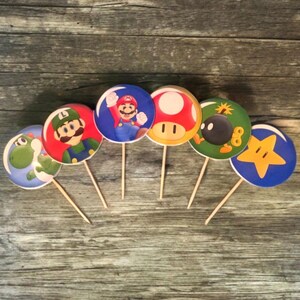 Super Mario cupcake toppers