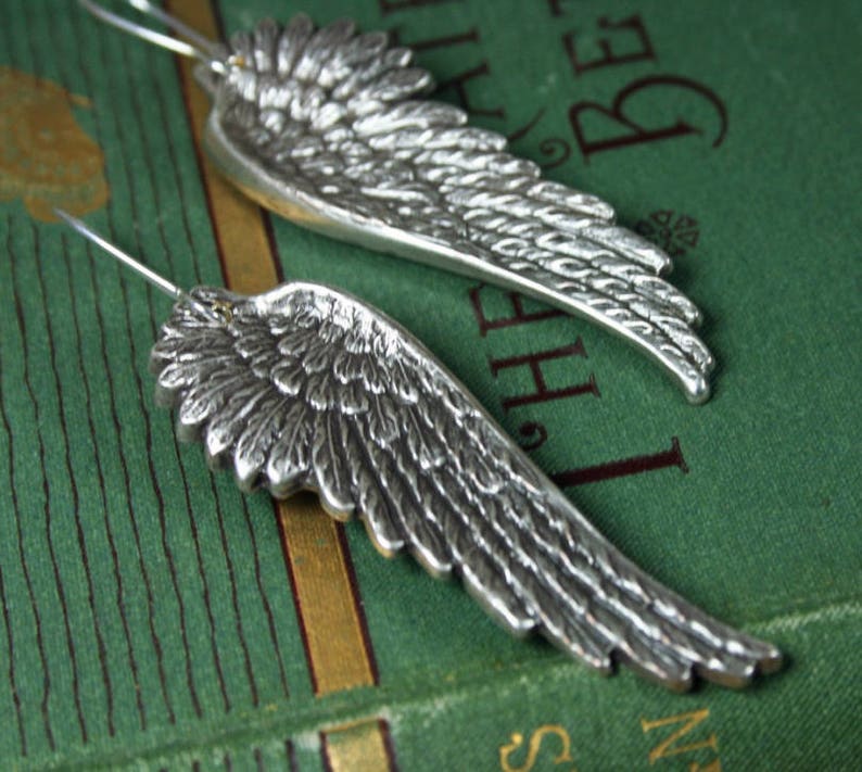 Vintage Angel Wing Earrings, Oxidized Silver, Wings, Silver Jewelry, Etched, Gift for Her, Women's Earrings Bild 4