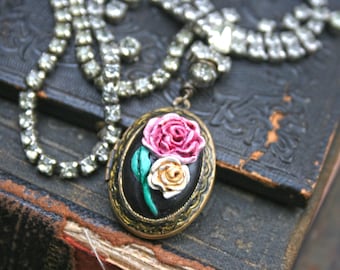 Handcrafted Sculpture Locket Necklace, Floral Sculpture Necklace, Clay Sculpture Necklace, Assemblage Jewelry, Necklace Gift for Women